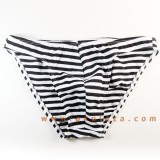  Bikini ลายขาวสลับดำ จาก M-Body กิ๊บเก๋มีสไตล์ 
 ผ้านิ่ม ใส่สบาย สไตล์ M-Body ครับ 
