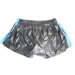 Boxer Short จาก X-Rock สีดำผ้ามัน ตัดขอบข้างด้วยแถบสีฟ้า เอวต่ำ ขาสั้น สูงเพียงหนึ่งคืบ ผ้า UV Gelanots :A-BOX-BK-SB