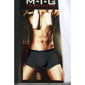 บ๊อกเซอร์ M-I-G เอ็มไอจี รุ่น Boxer MOVE สีดำด้านหน้า เป็นผ้าตาข่ายถัก นุ่มสบาย เนื้อผ้า Nylon :MIG-Boxer-Move-BK