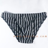  Bikini ลายดำสลับเทา ลายแนวตั้ง จาก M-Body กิ๊บเก๋มีสไตล์ ผ้านิ่ม ใส่สบาย สไตล์ M-Body ครับ 