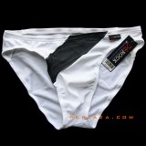  กางเกงในชาย X-Rock ผ้าสเปนเดกซ์ยืดสีขาว มีผ้าซีทรูสีดำ อยู่แถบด้านหน้า 
 เร้าใจ...