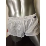  Boxer Short จาก X-Rock พื้นสีขาว ขอบข้างสีแดงลายจุด เอวต่ำ ขาสั้น สูงเพียงหนึ่งคืบ ผ้า UV Gelanots...